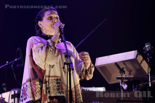 EMILIANA TORRINI AND THE COLORIST - 2017-02-22 - PARIS - Le Bataclan - Emilíana Torrini Davíðsdóttir